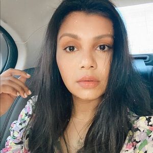 Meet your Posher, Liza